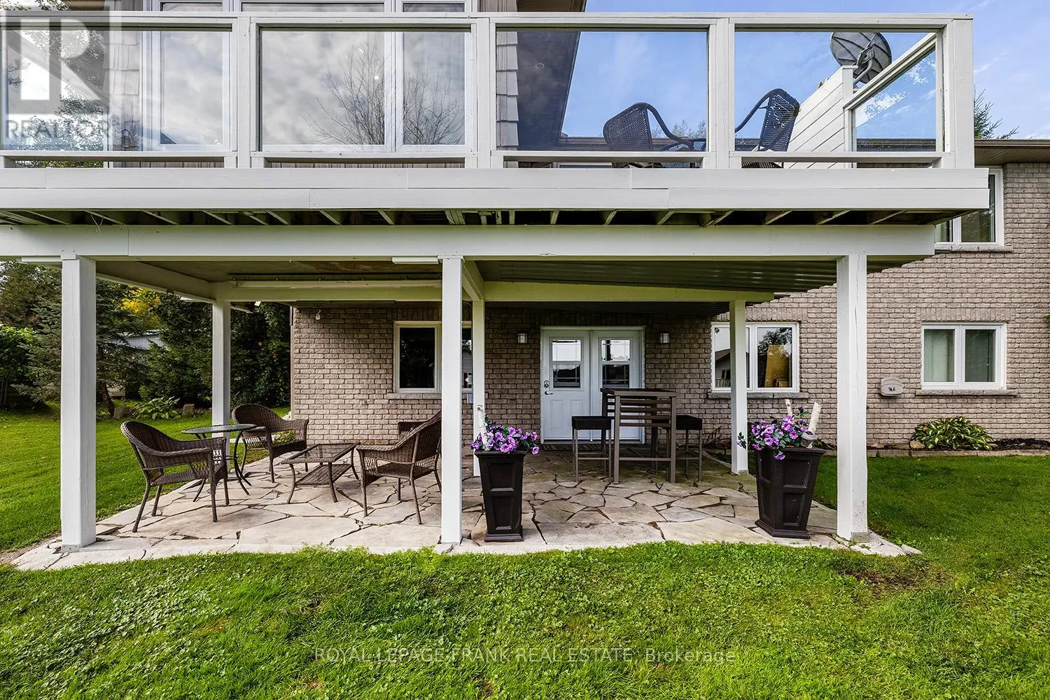 25 SHELLEY DRIVE