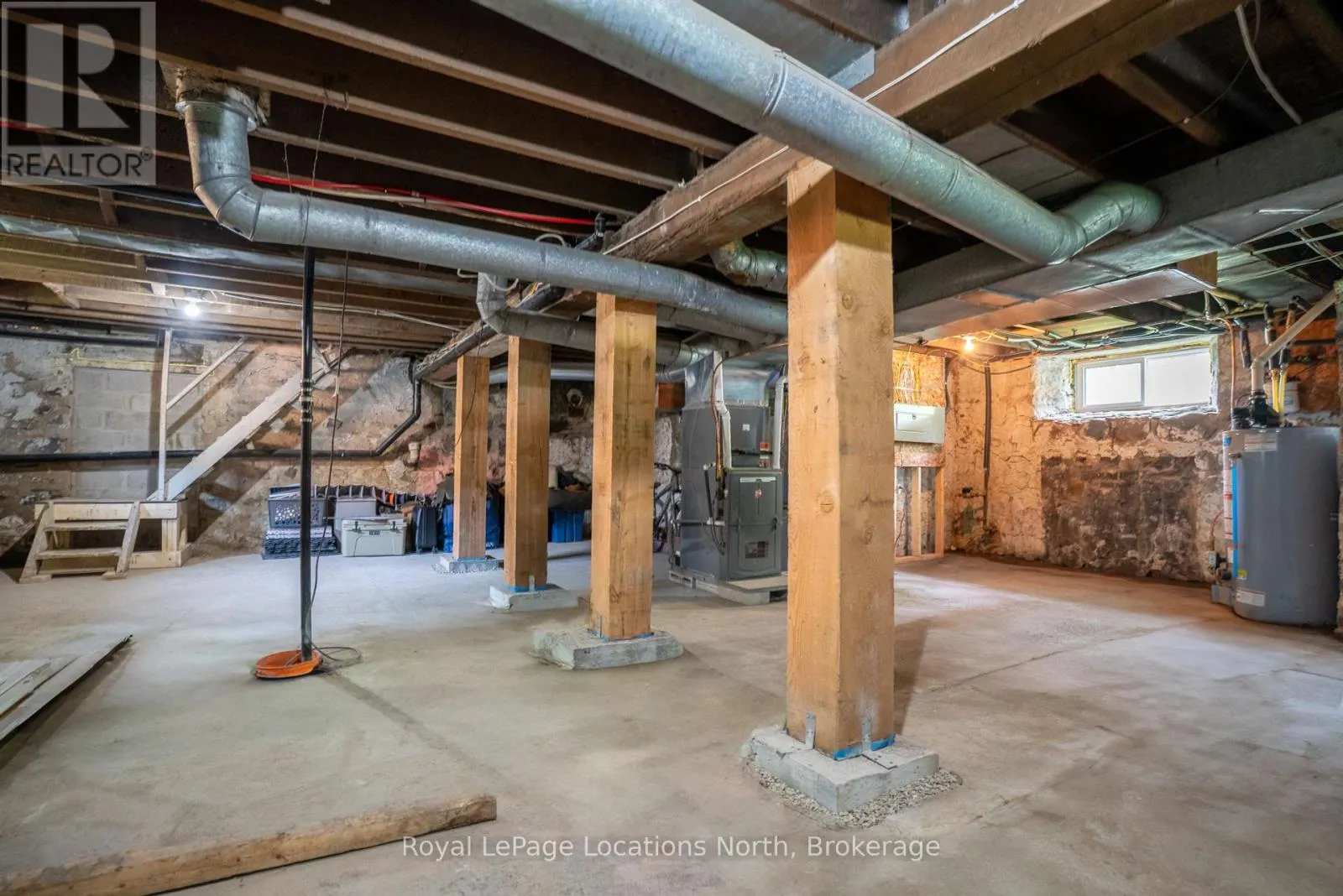 163 TROWBRIDGE STREET W