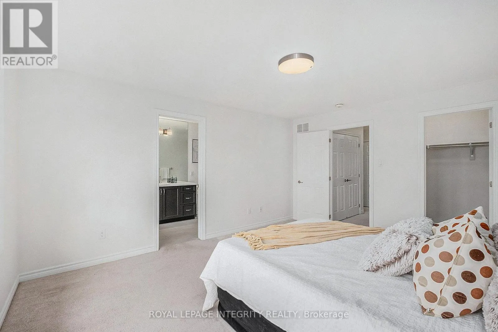 305 LIPIZZANER STREET