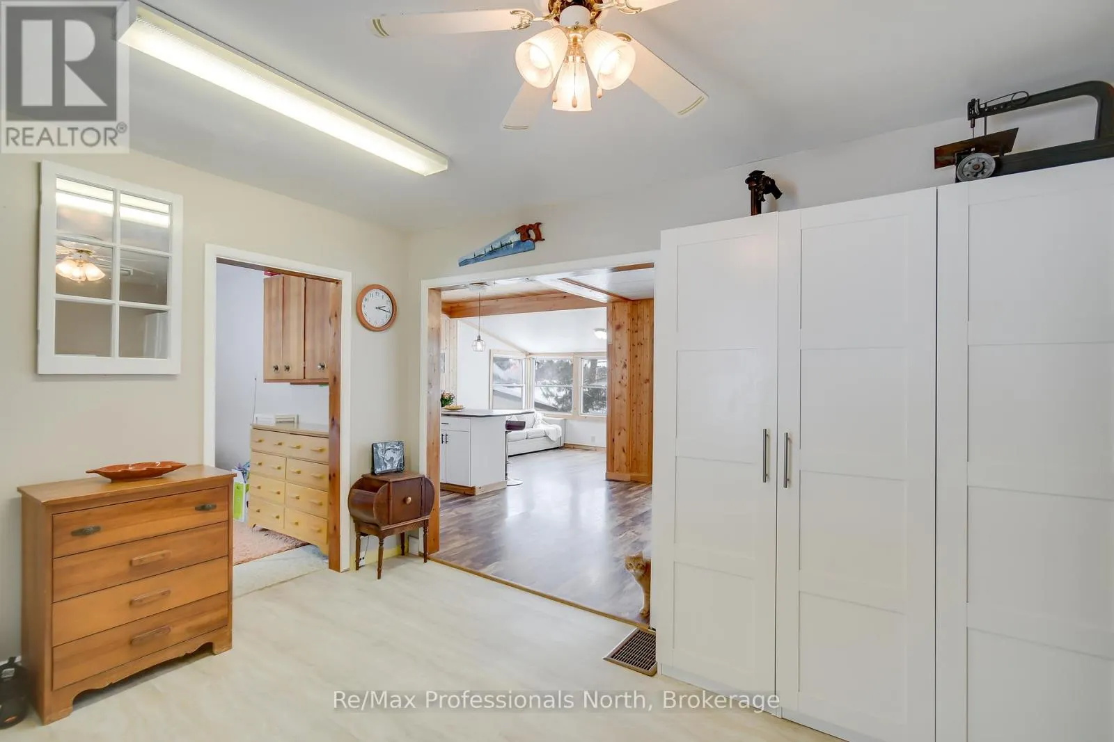 1055 EVANSWOOD DRIVE