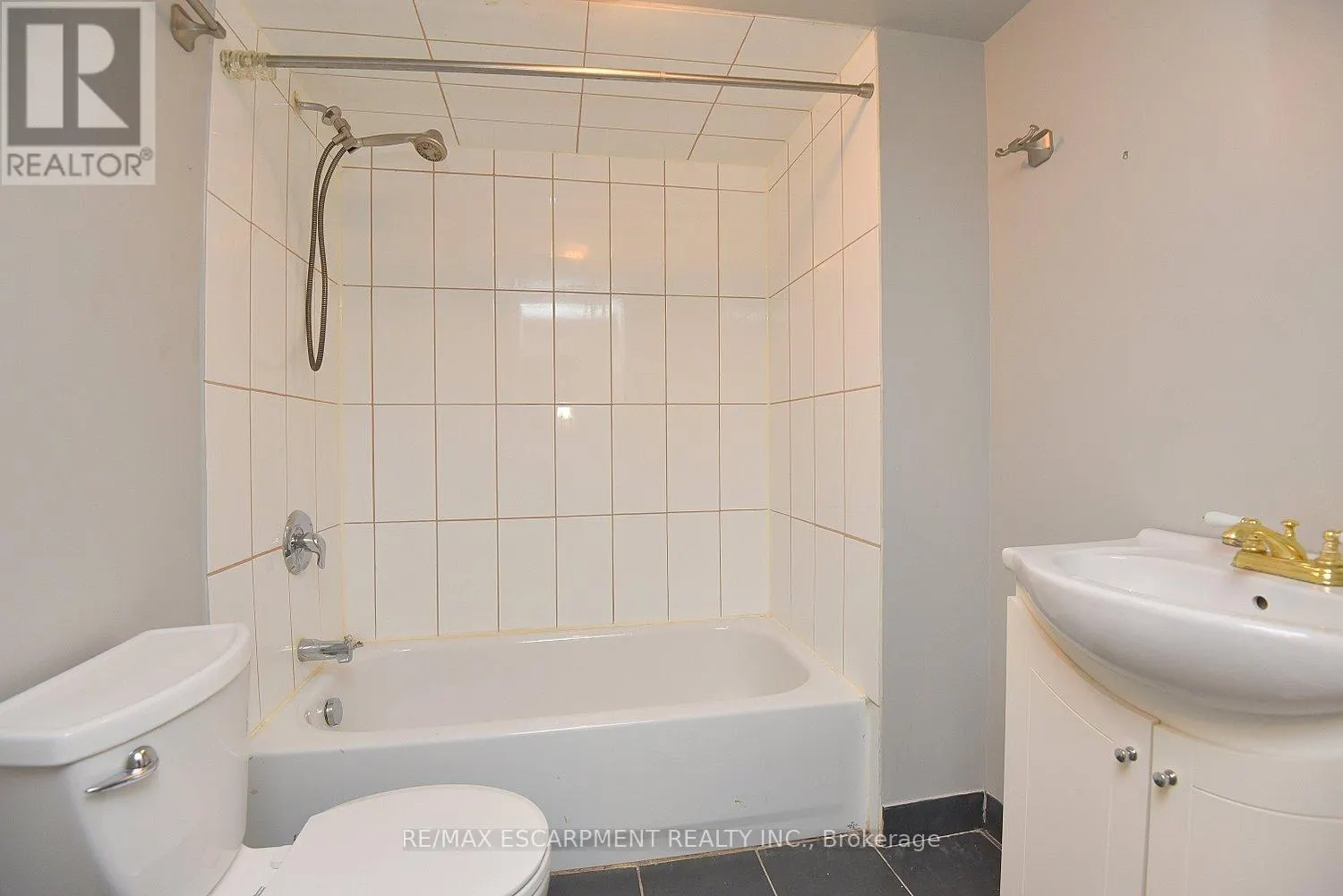 82 EAST 38TH STREET