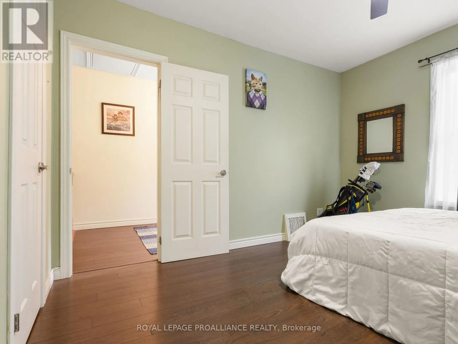 19 PINE STREET S