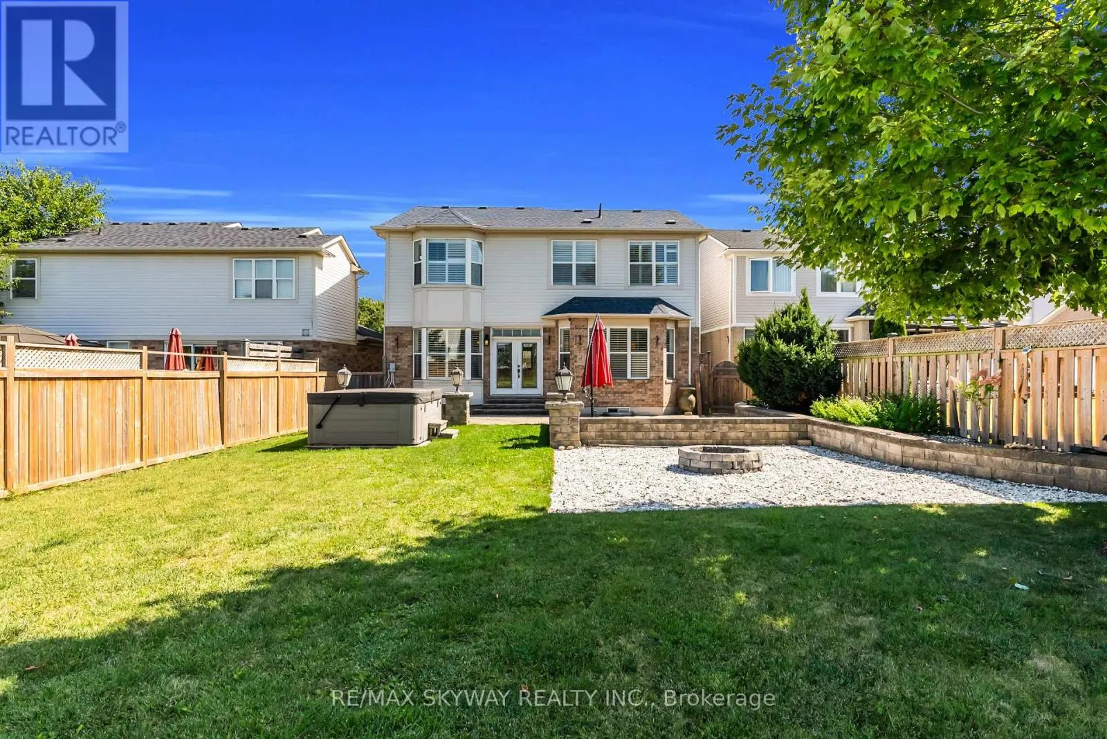 7 JENNER COURT
