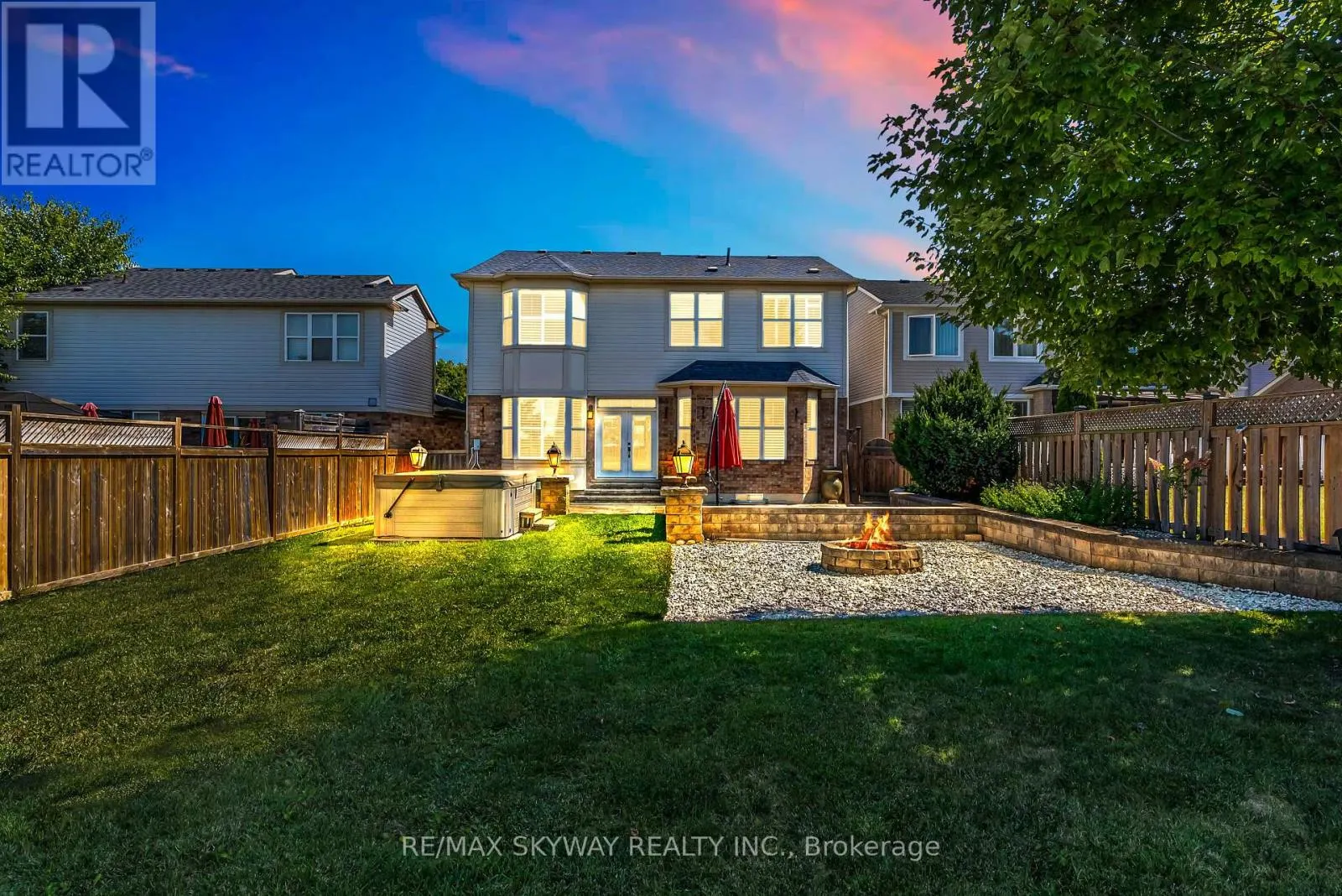 7 JENNER COURT