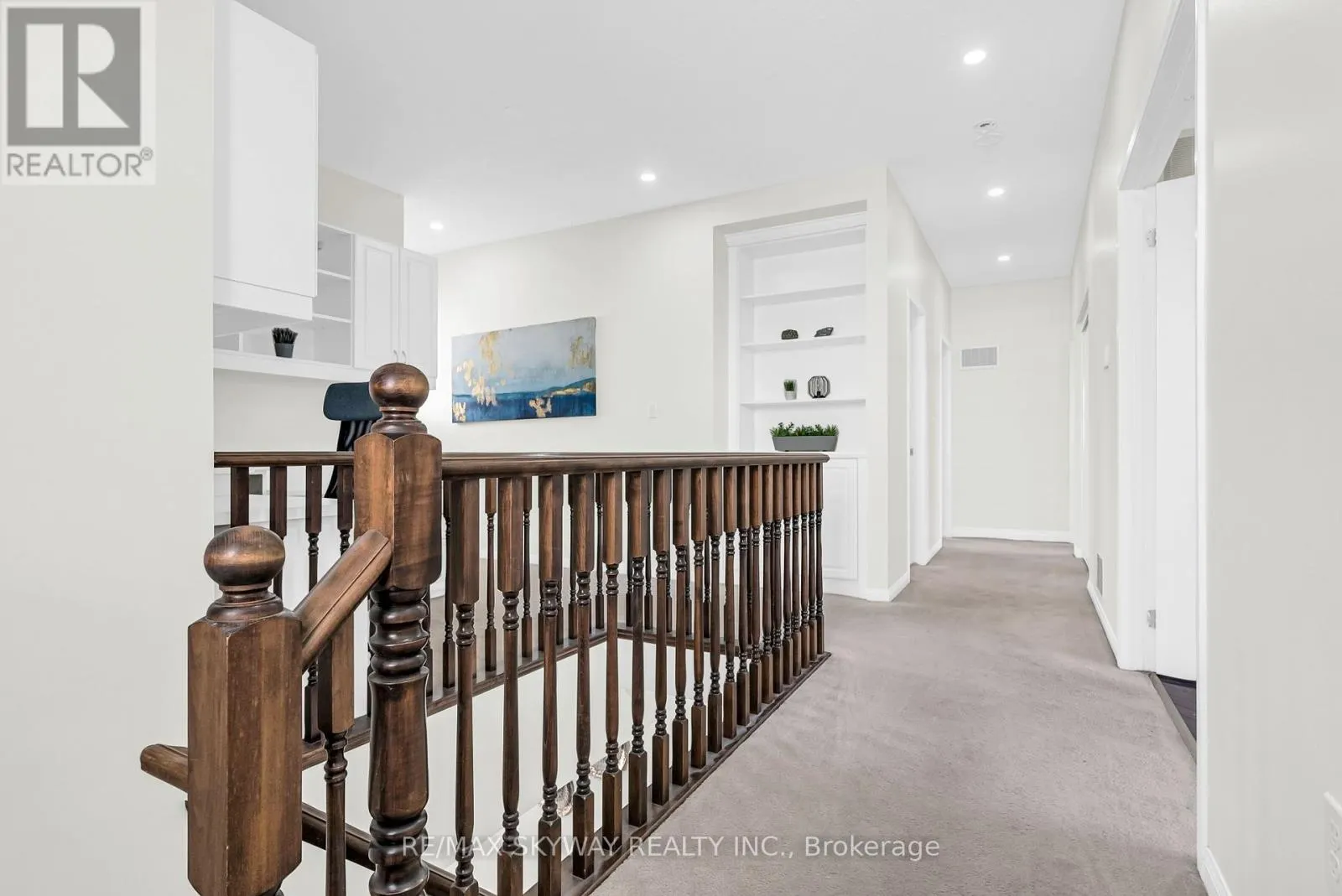7 JENNER COURT