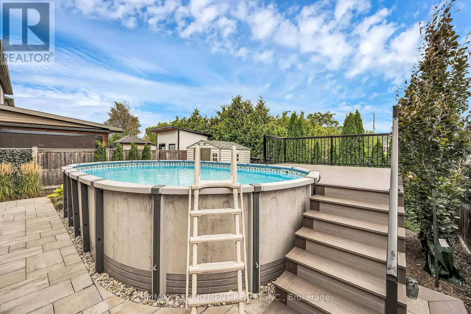 70 ESCARPMENT DRIVE