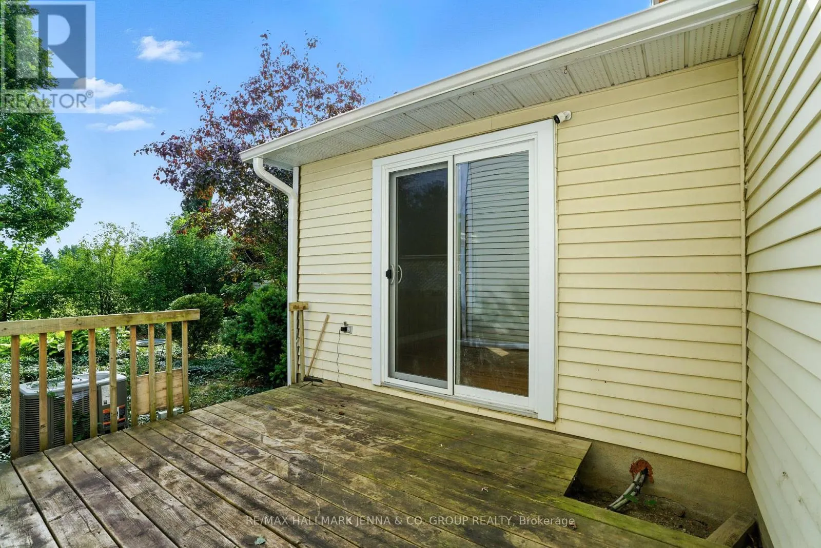 1115 ST EMMANUEL TERRACE