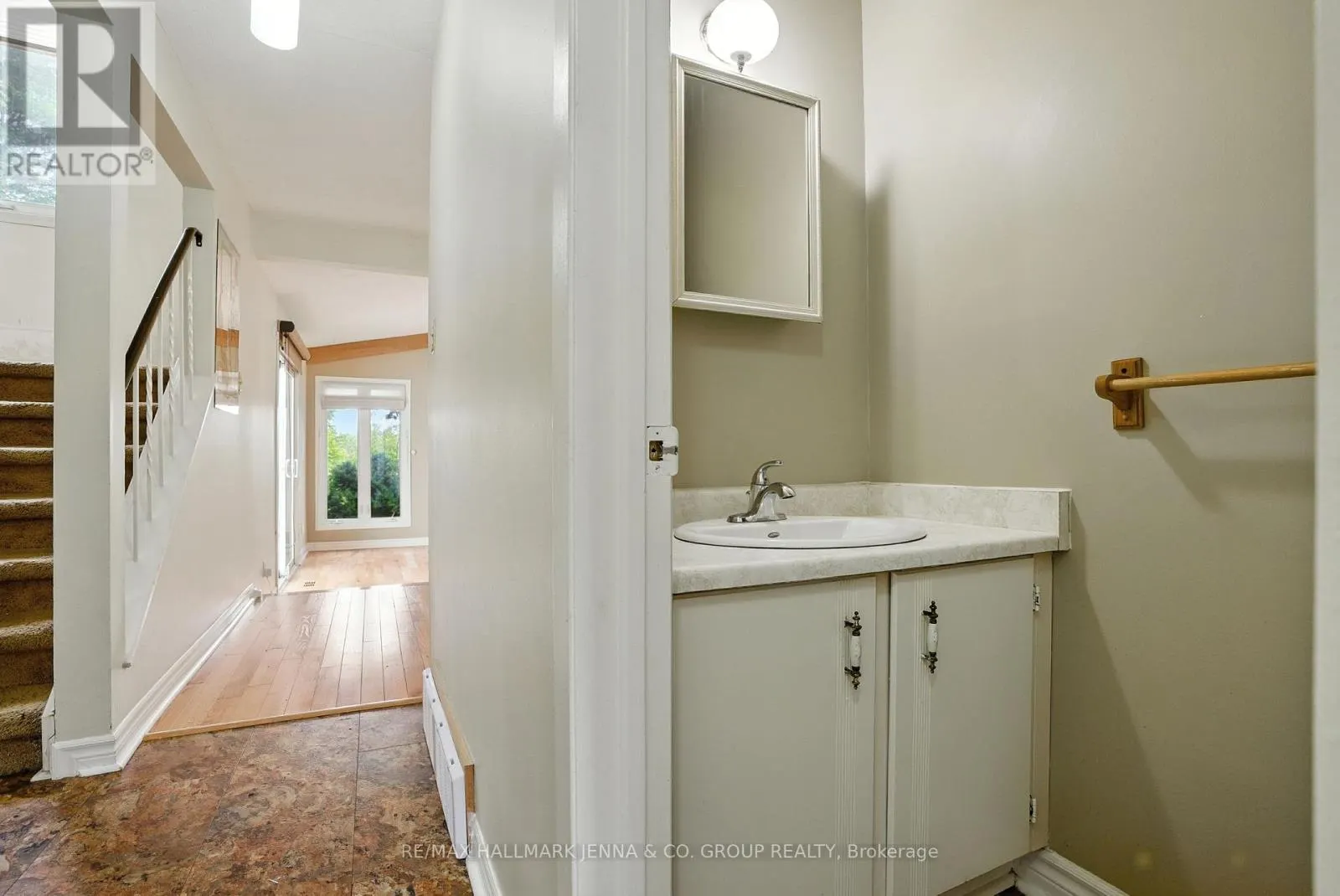 1115 ST EMMANUEL TERRACE