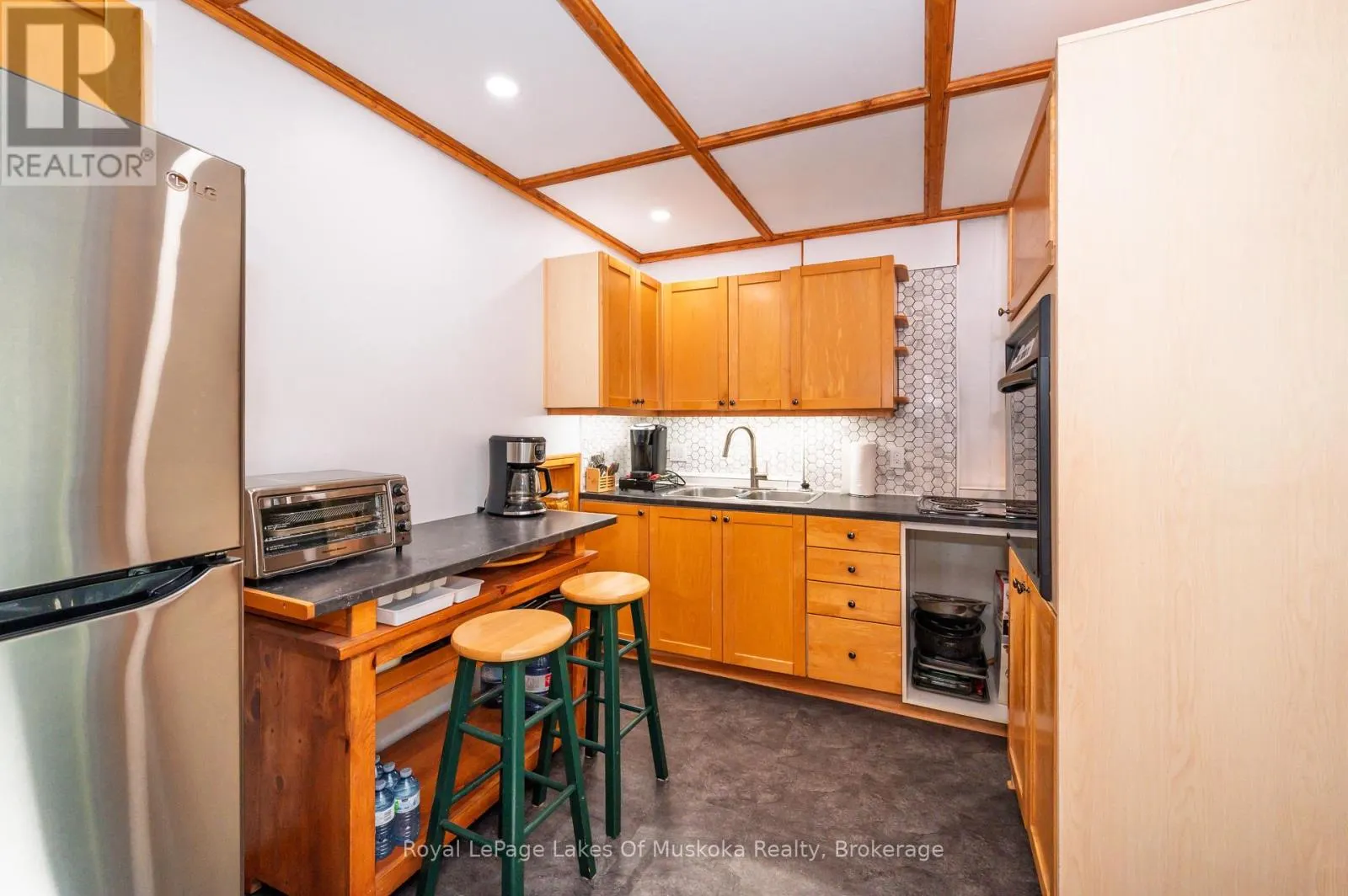 779 OLD MUSKOKA ROAD