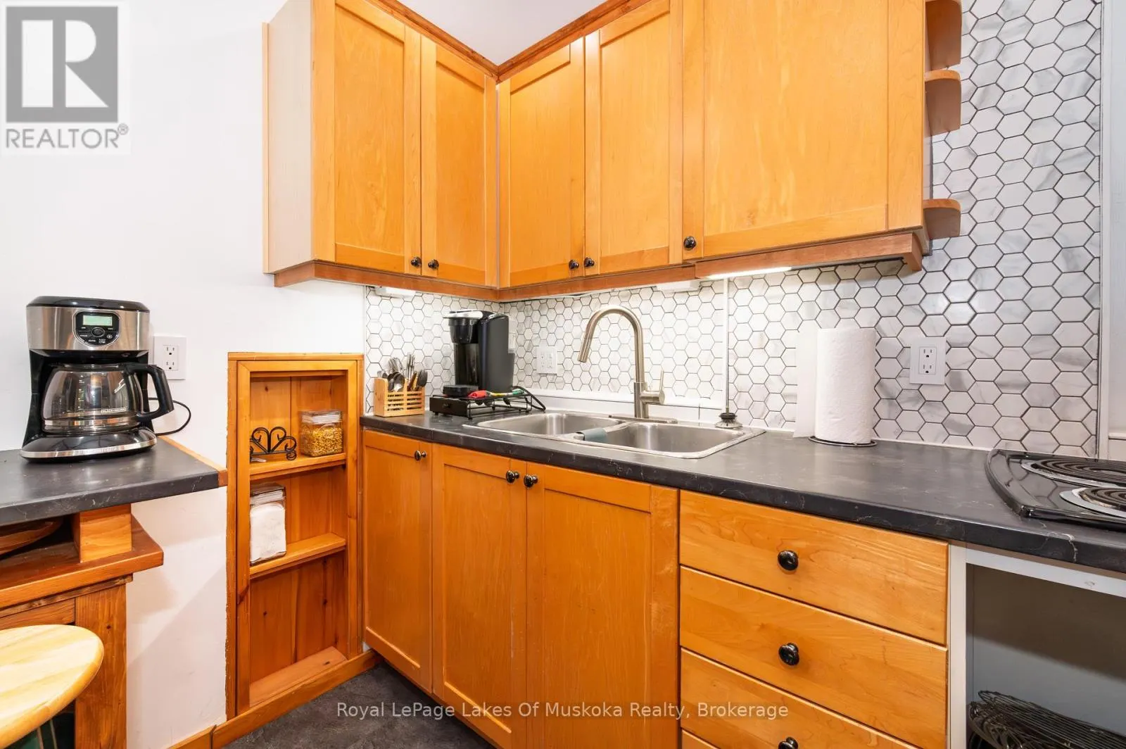 779 OLD MUSKOKA ROAD