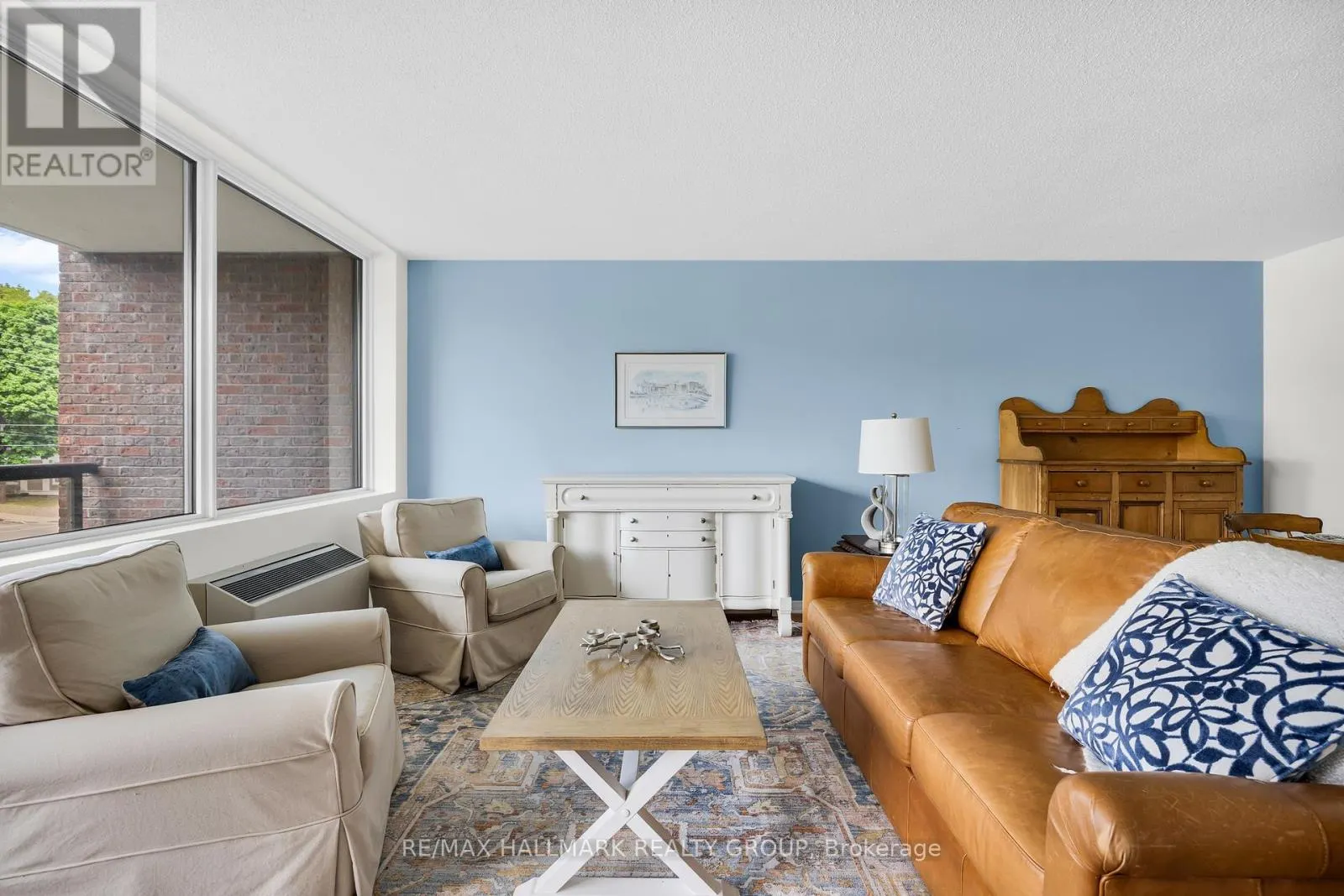 405 - 55 WATER STREET E