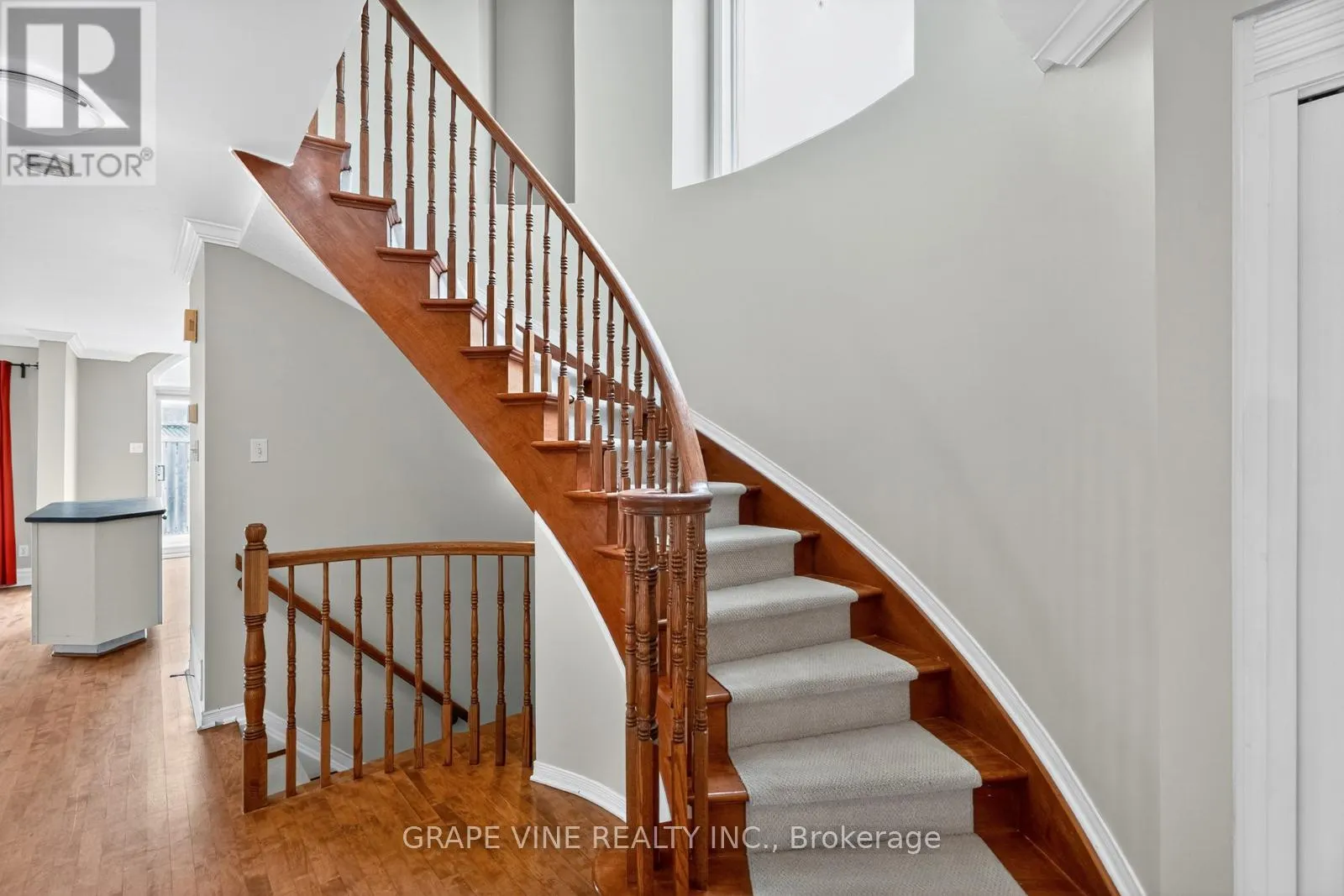 27 FLOWERTREE CRESCENT
