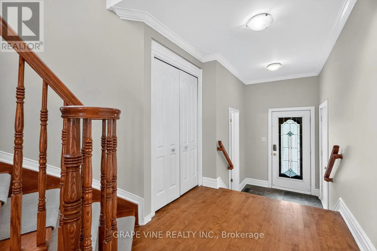 27 FLOWERTREE CRESCENT