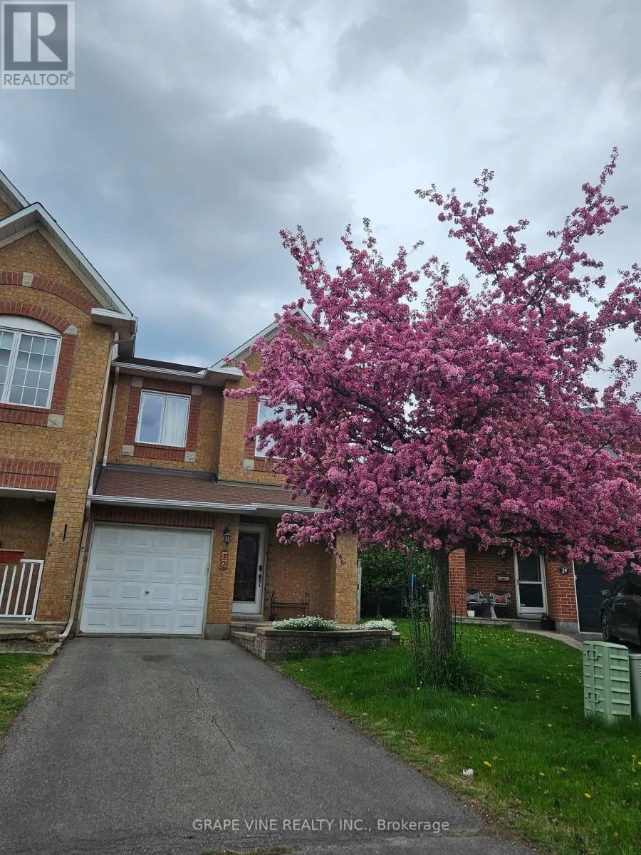 27 FLOWERTREE CRESCENT