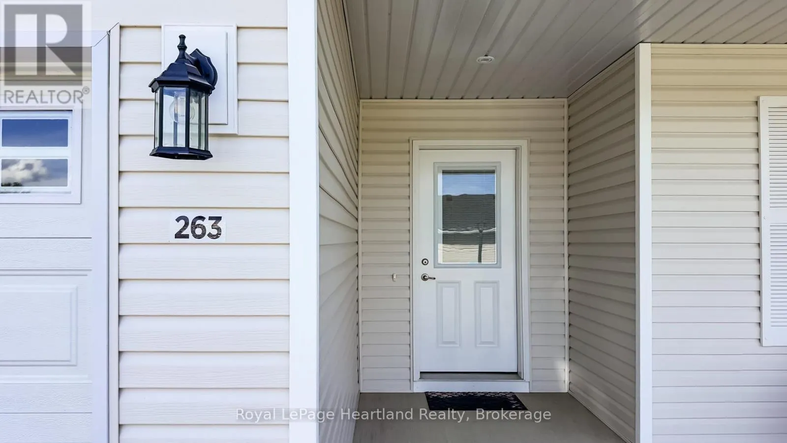 263 LAKE BREEZE DRIVE