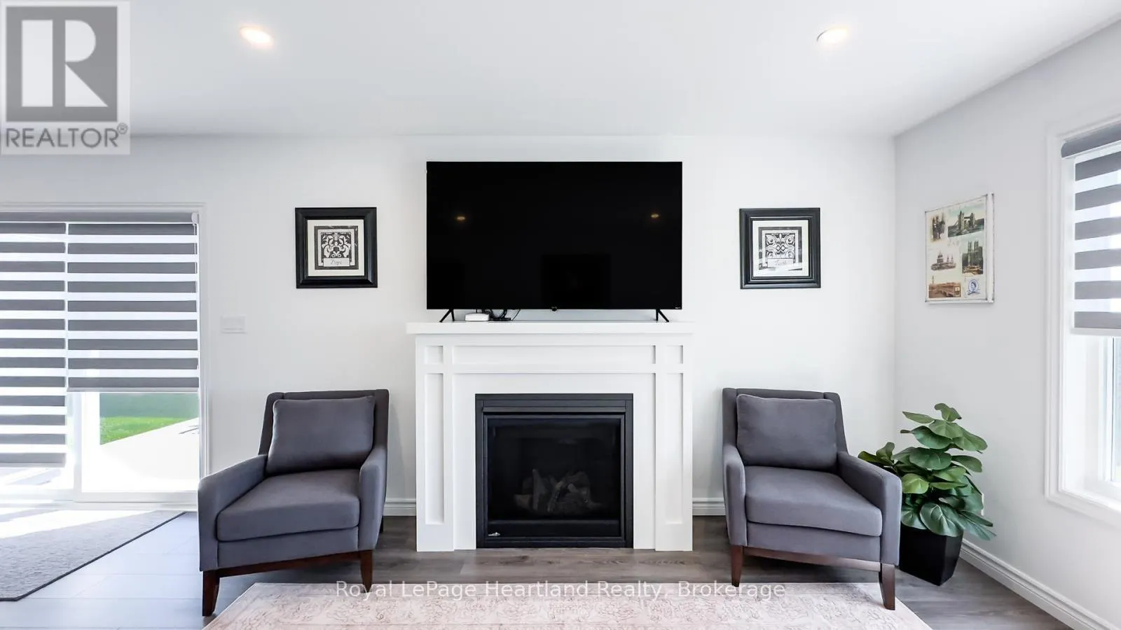263 LAKE BREEZE DRIVE