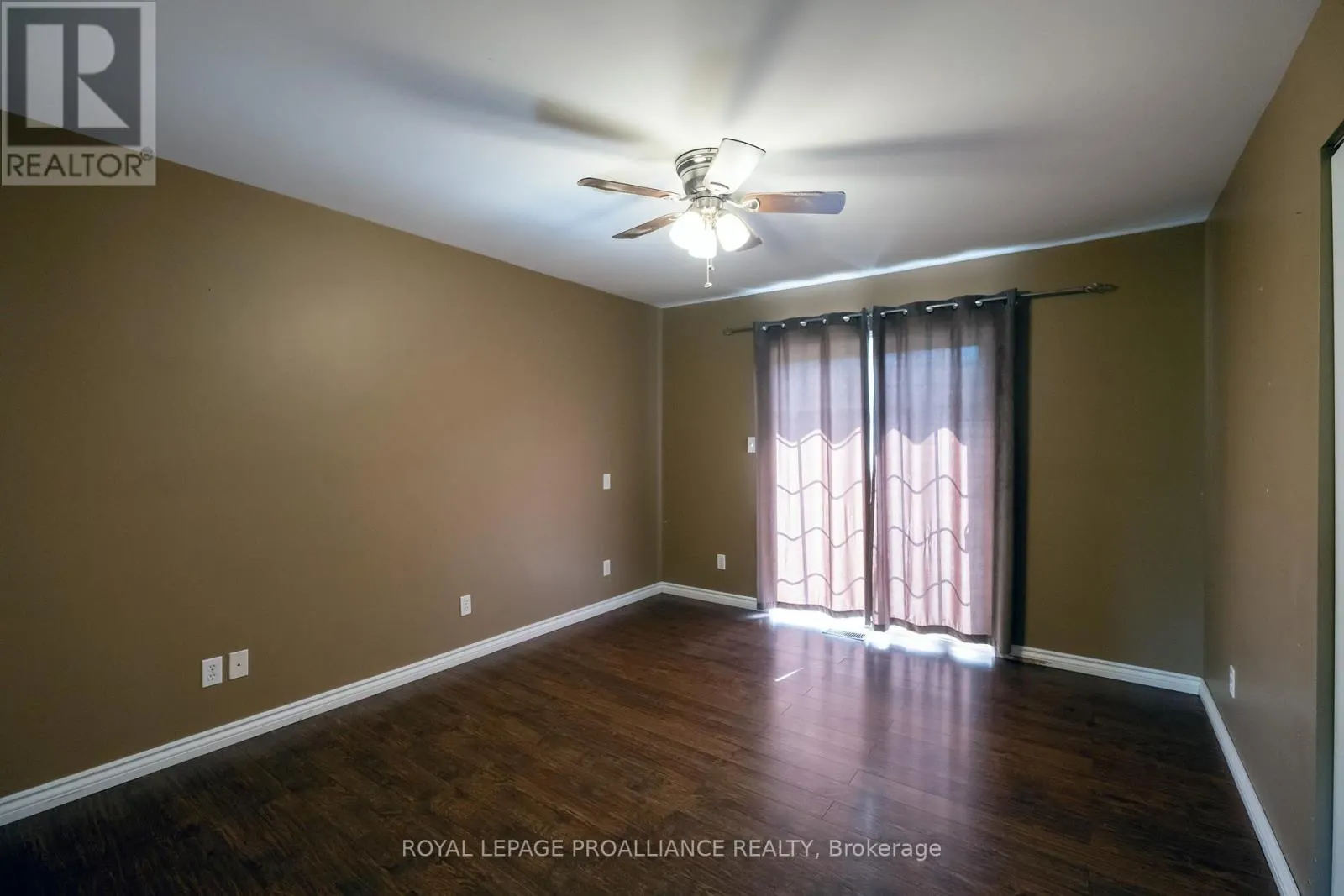 6206 OLD HIGHWAY 2