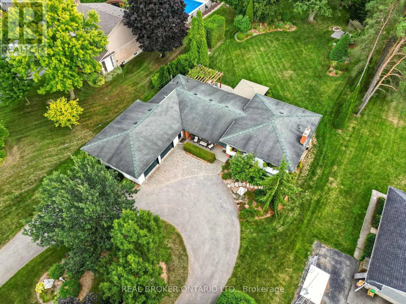 111 GOLF COURSE ROAD