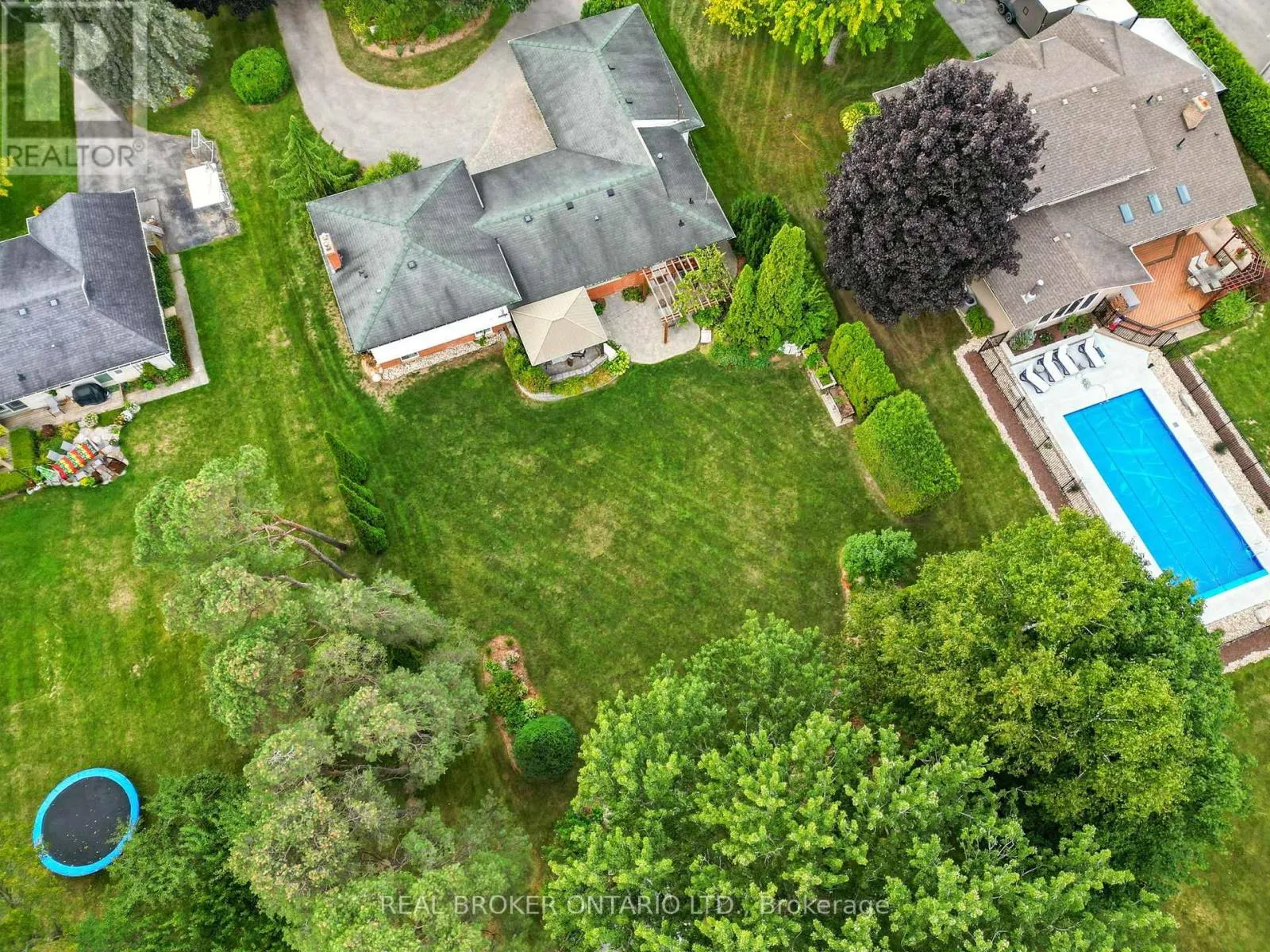 111 GOLF COURSE ROAD