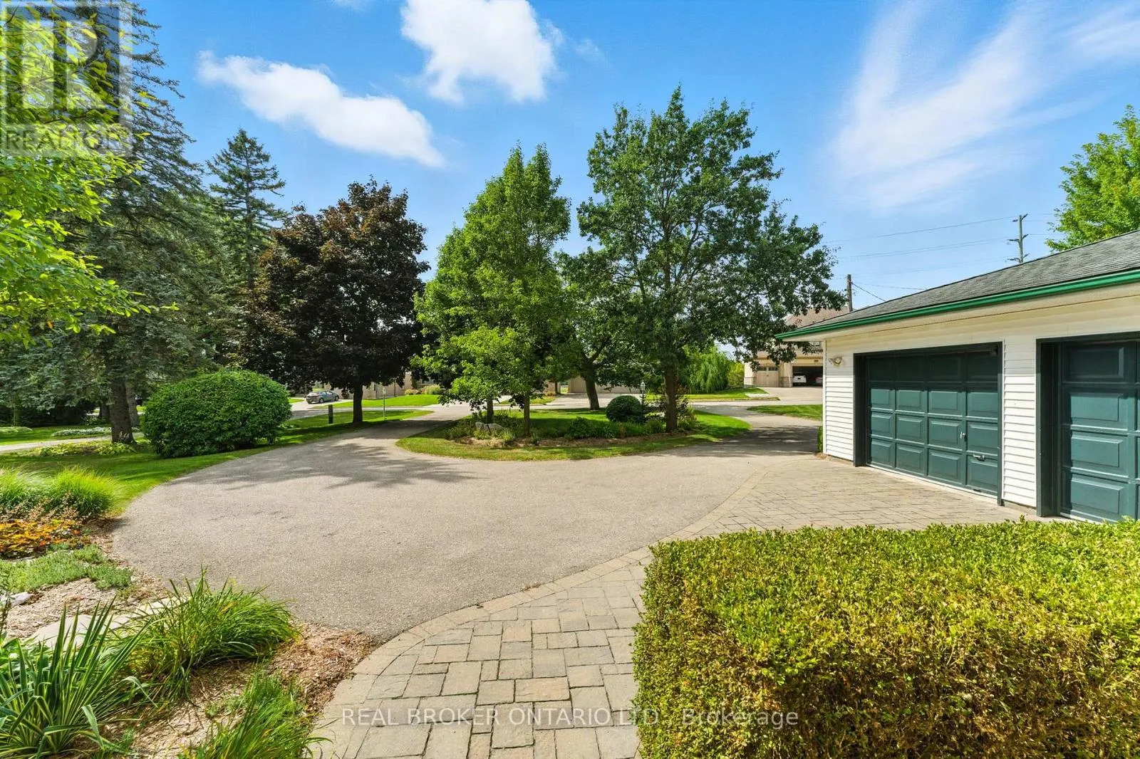 111 GOLF COURSE ROAD