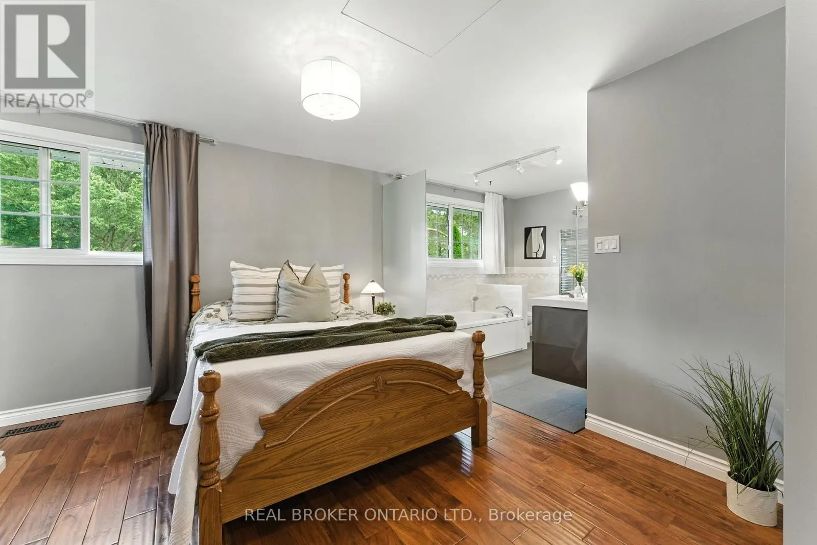 111 GOLF COURSE ROAD
