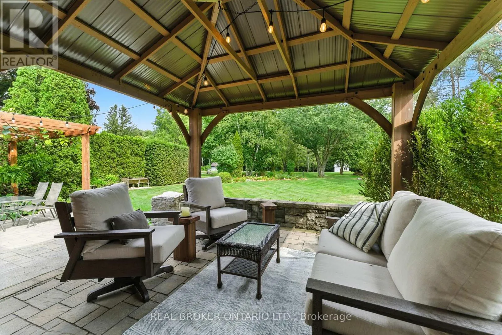 111 GOLF COURSE ROAD