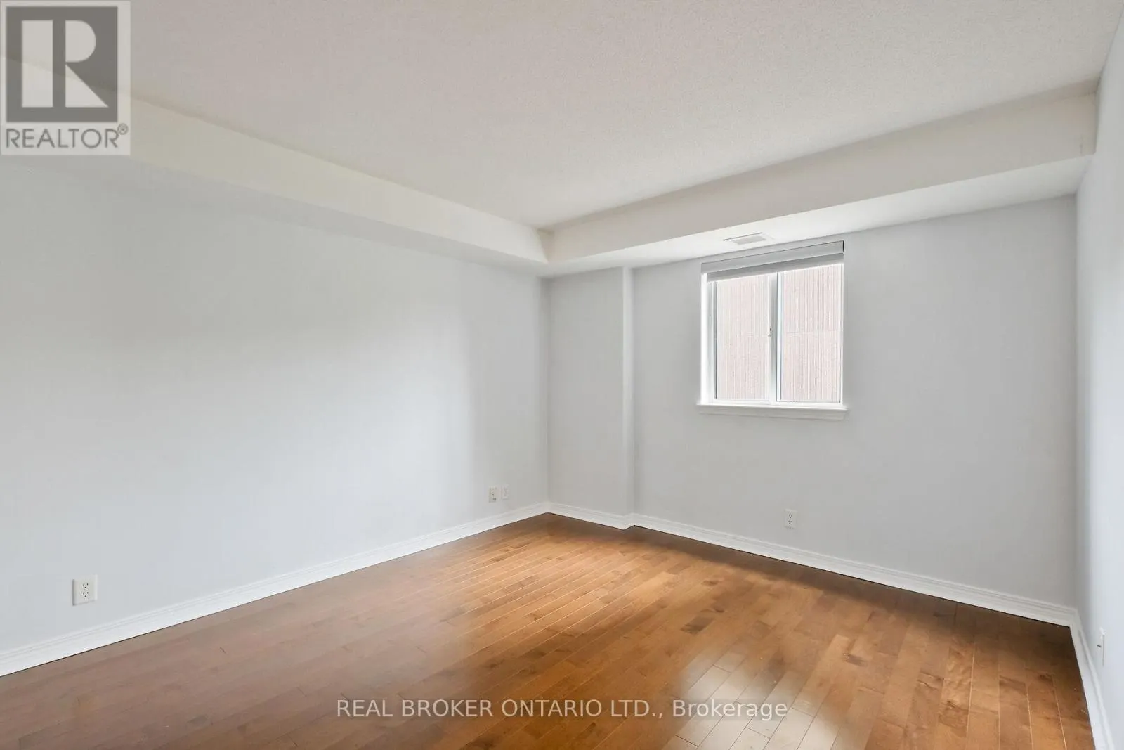306 - 429 SOMERSET STREET W