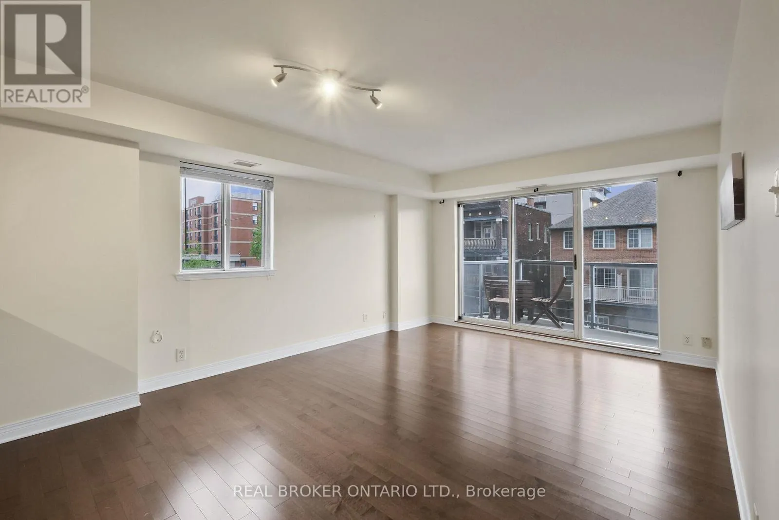 306 - 429 SOMERSET STREET W