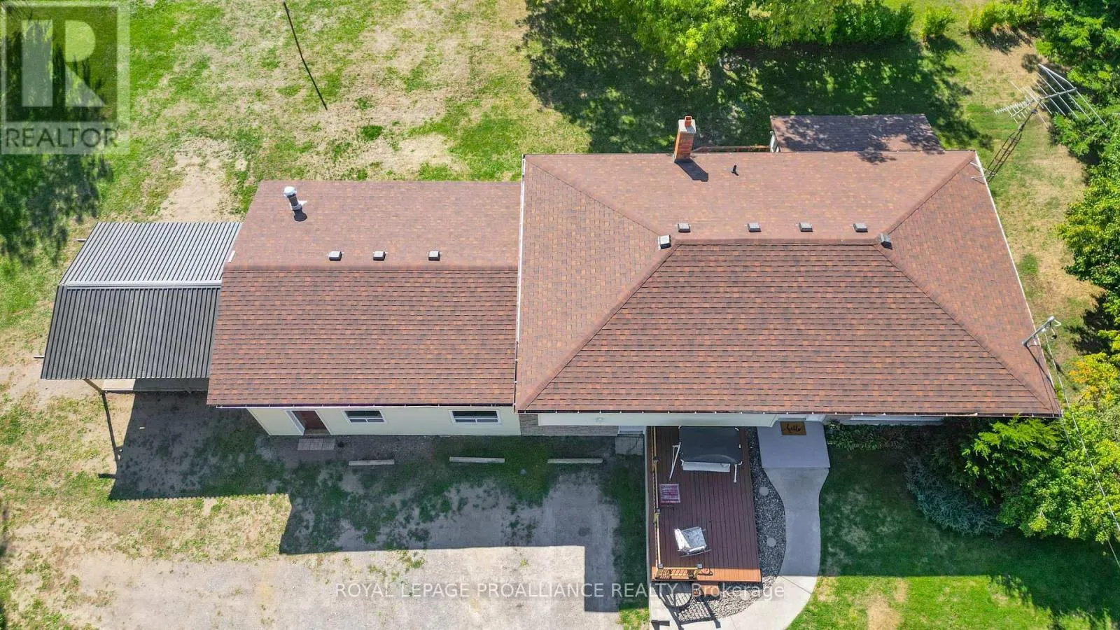 122 LISGAR STREET