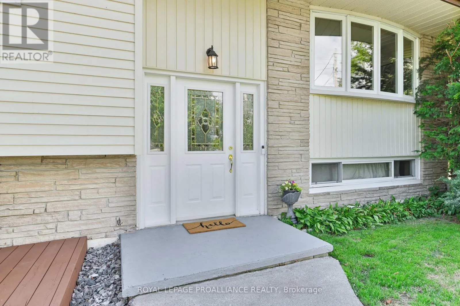 122 LISGAR STREET