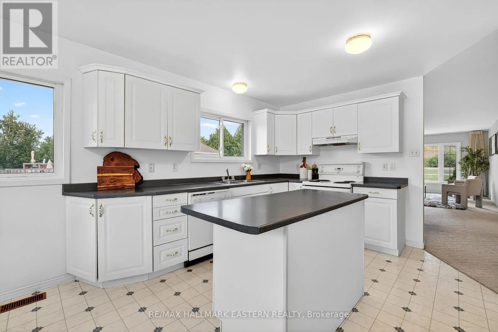 676 TOWERHILL ROAD