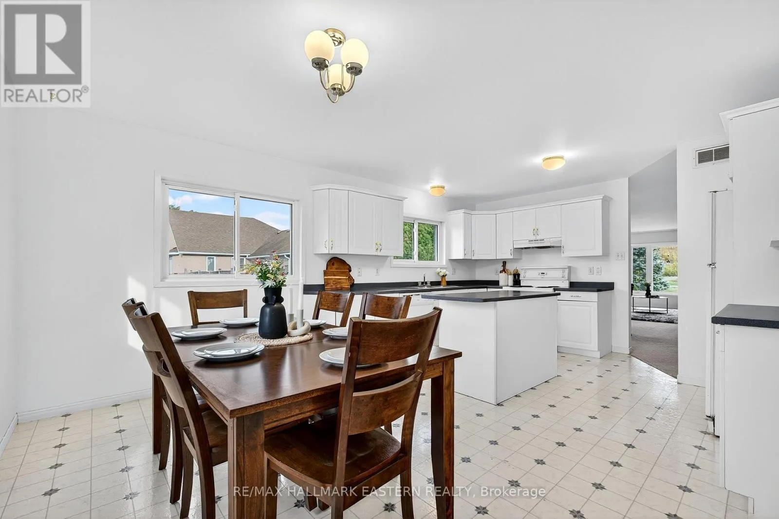 676 TOWERHILL ROAD