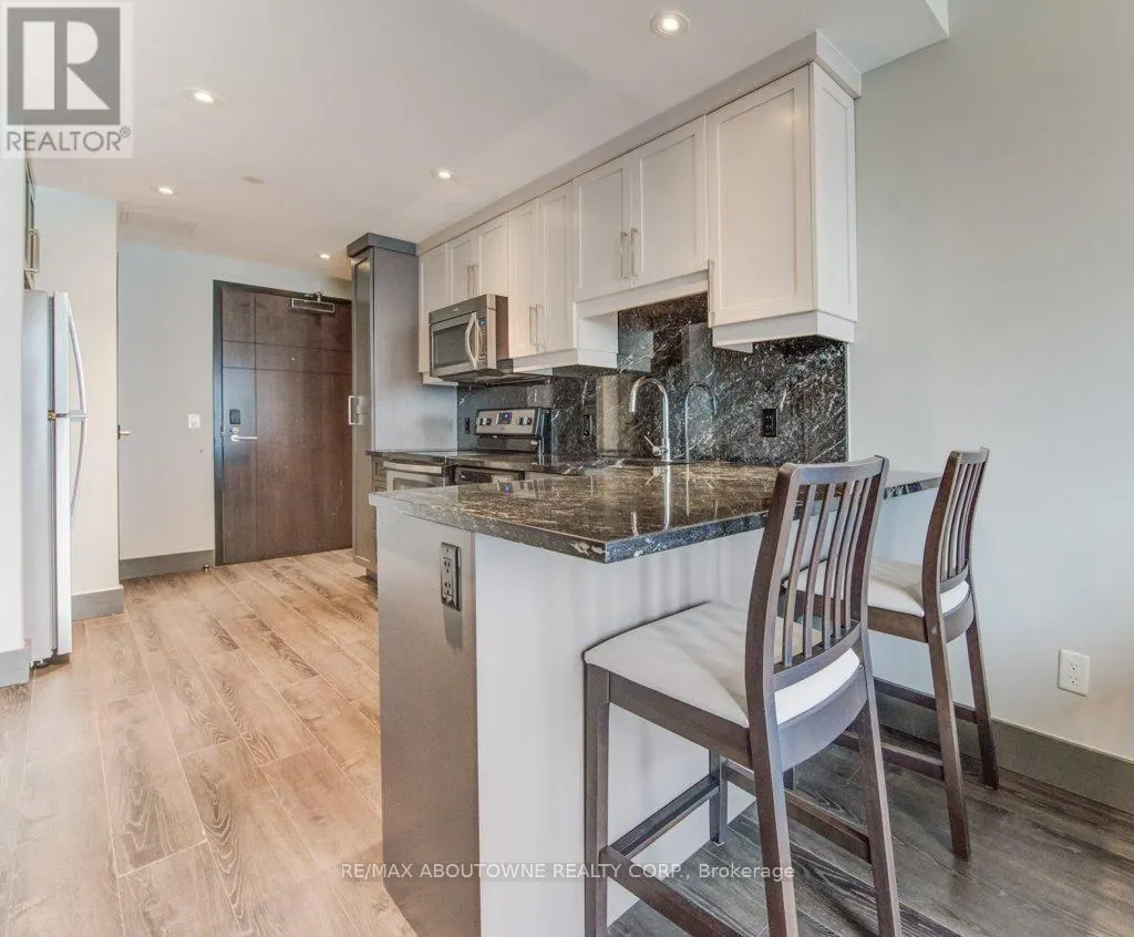 S-1403 - 330 PHILLIP STREET