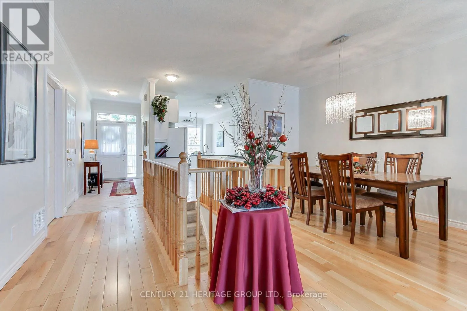 28J - 174 LINDSAY STREET N