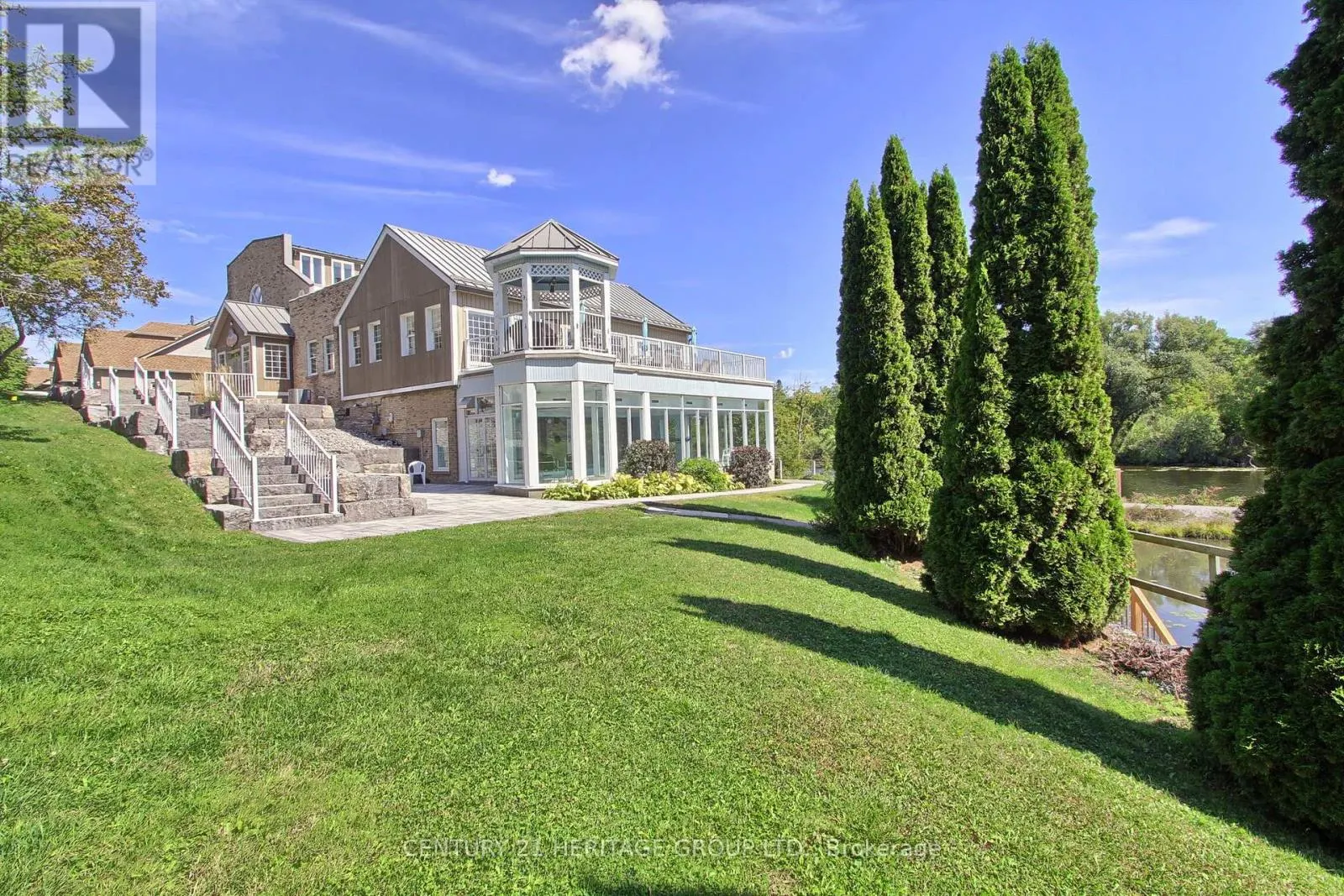28J - 174 LINDSAY STREET N