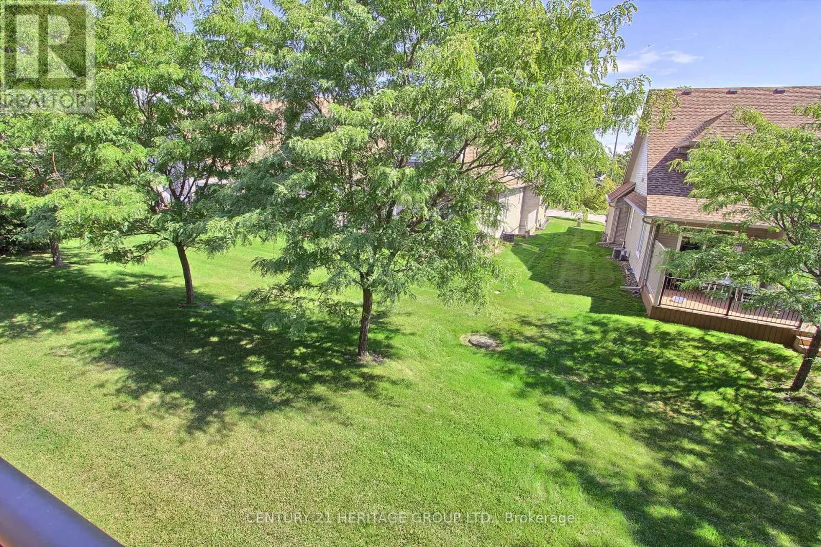 28J - 174 LINDSAY STREET N