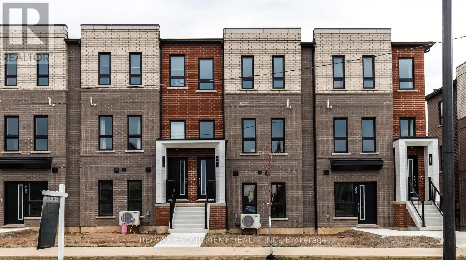 16 - 70 KENESKY DRIVE