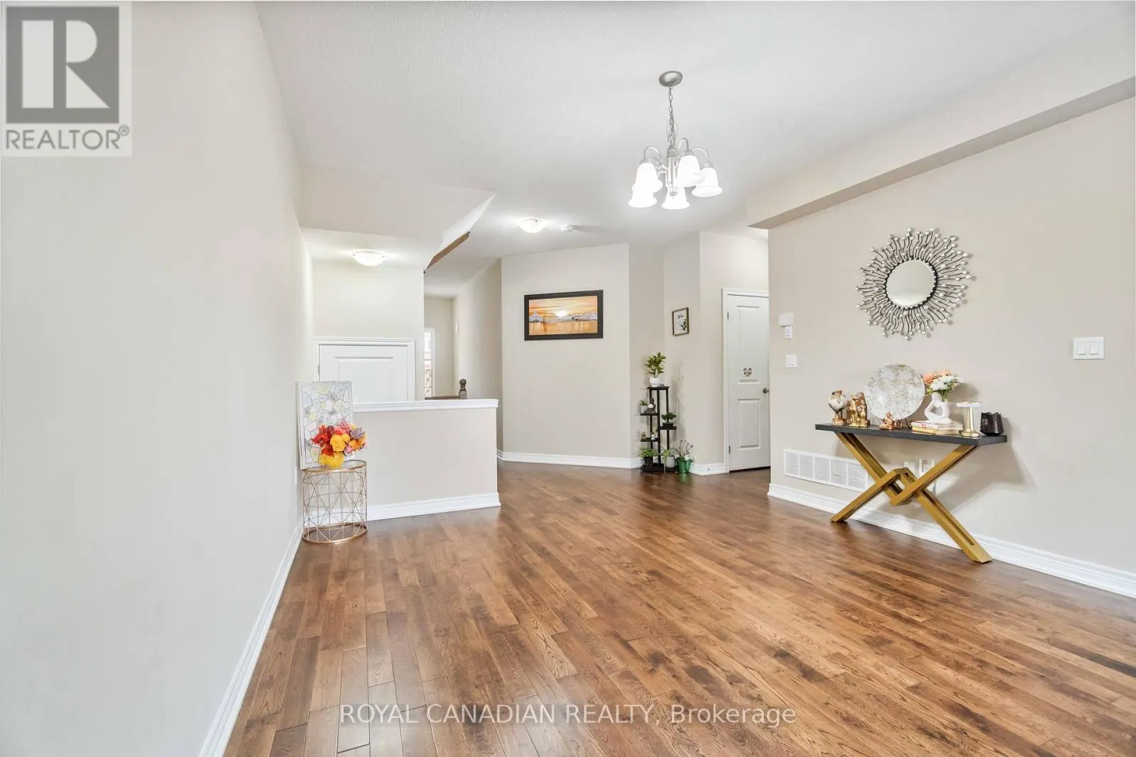 92 BETHUNE AVENUE