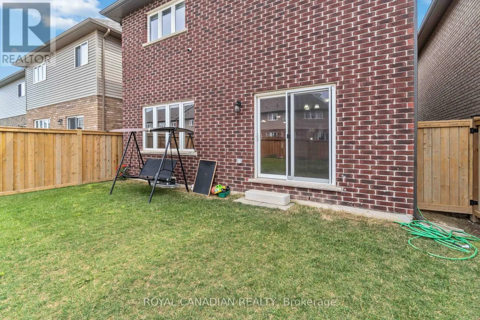 92 BETHUNE AVENUE