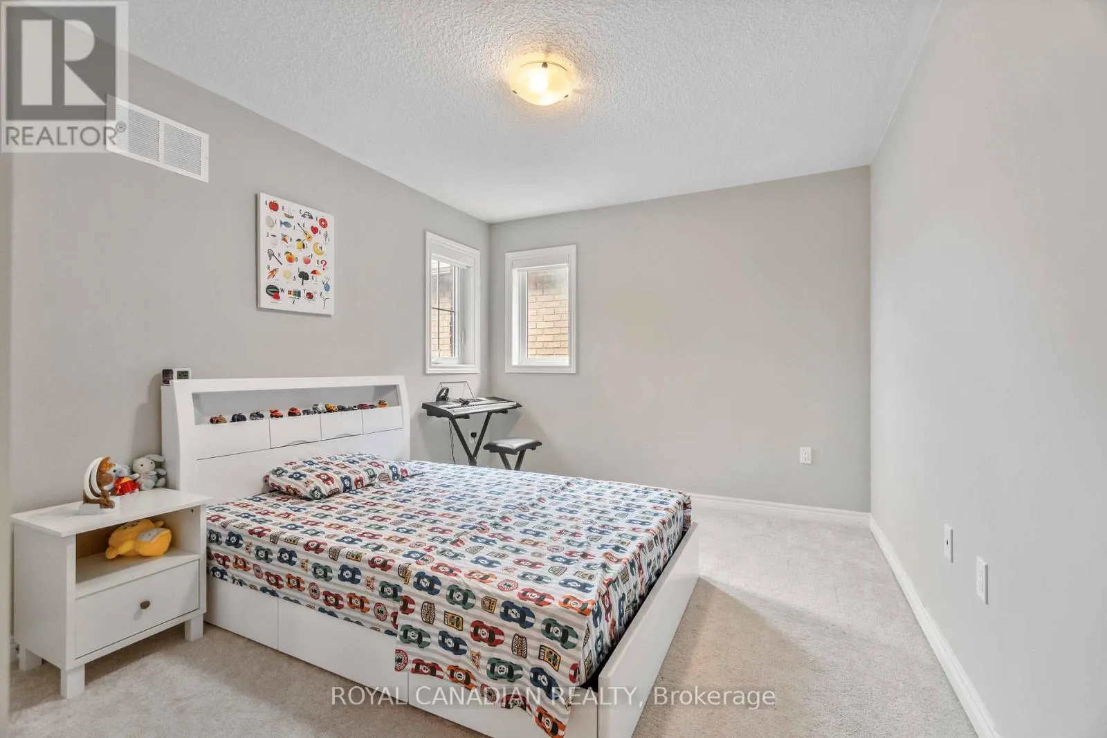 92 BETHUNE AVENUE