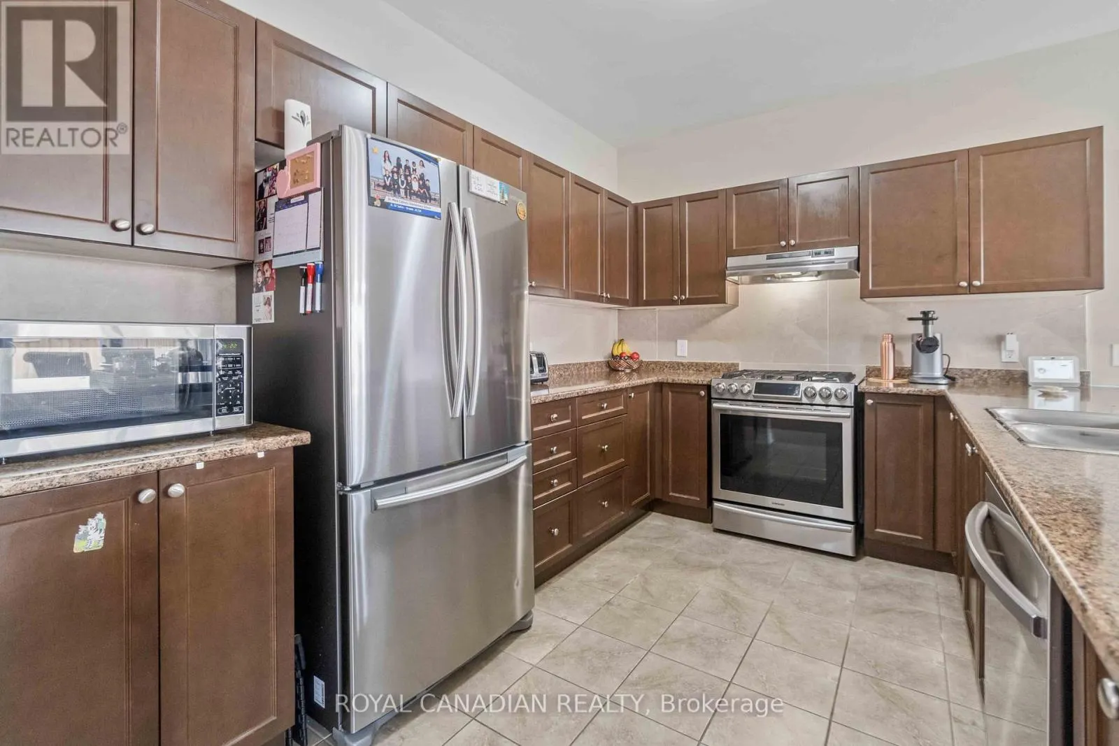 92 BETHUNE AVENUE