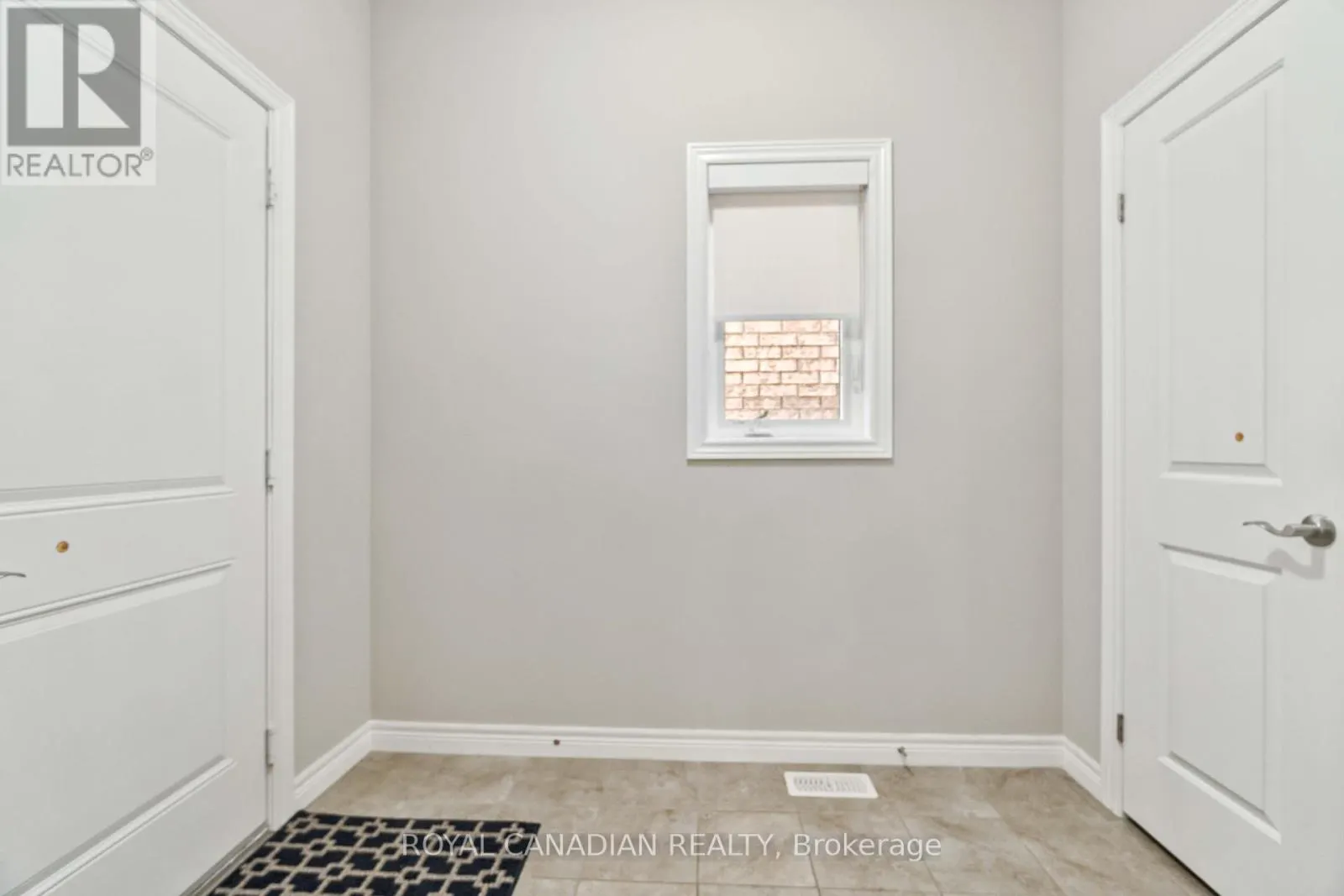 92 BETHUNE AVENUE