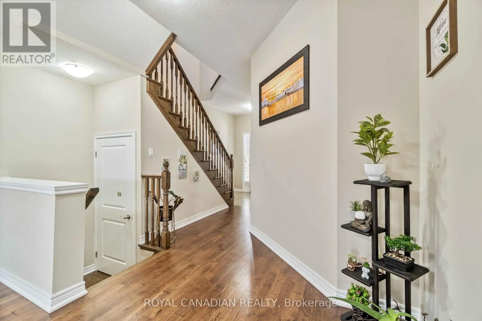 92 BETHUNE AVENUE