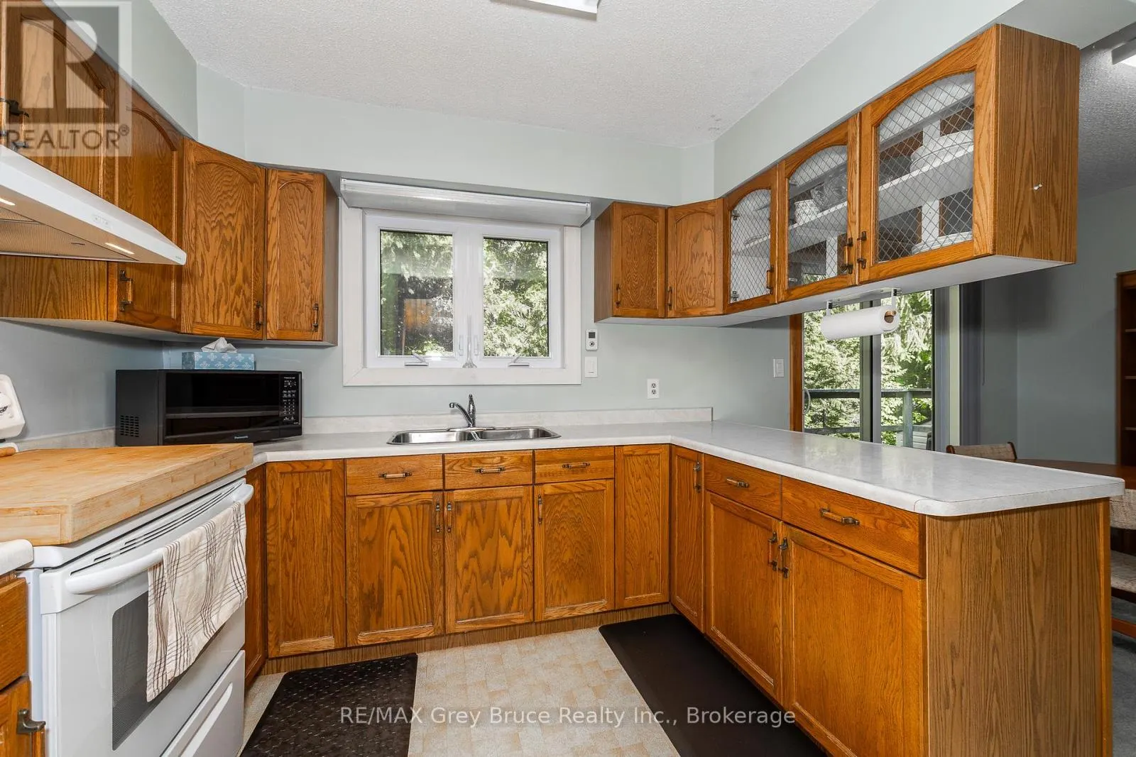 103777 GREY ROAD 18 ROAD
