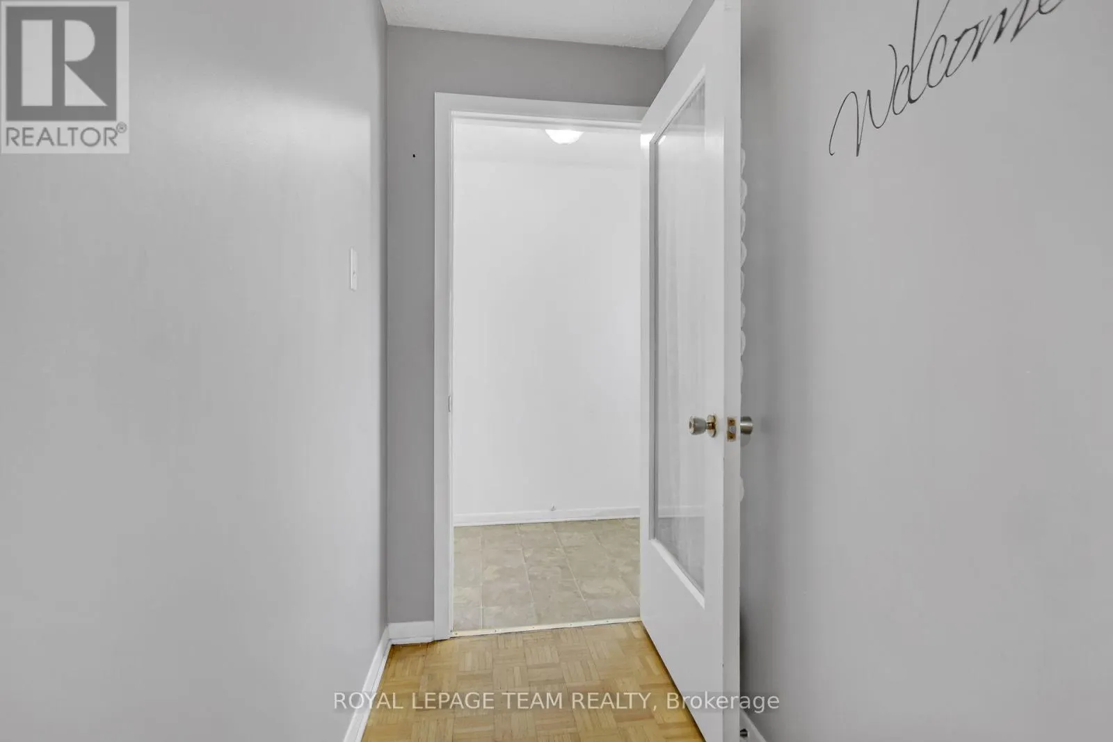52 BOWHILL AVENUE