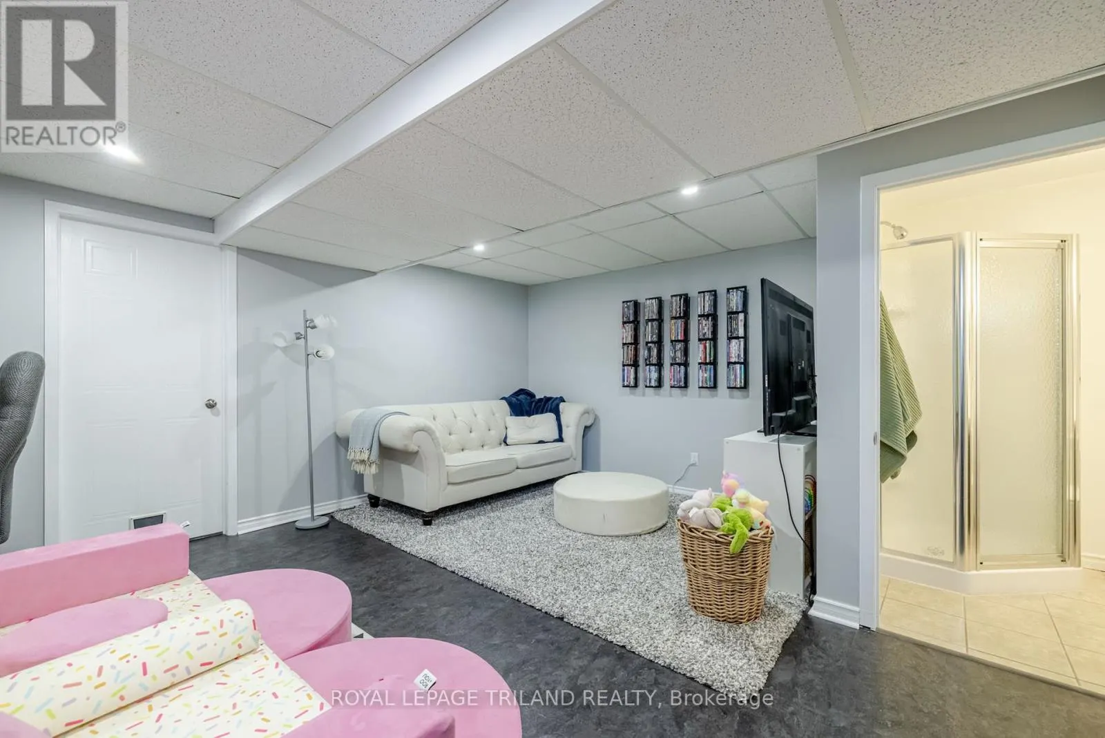 147 GERALD CRESCENT