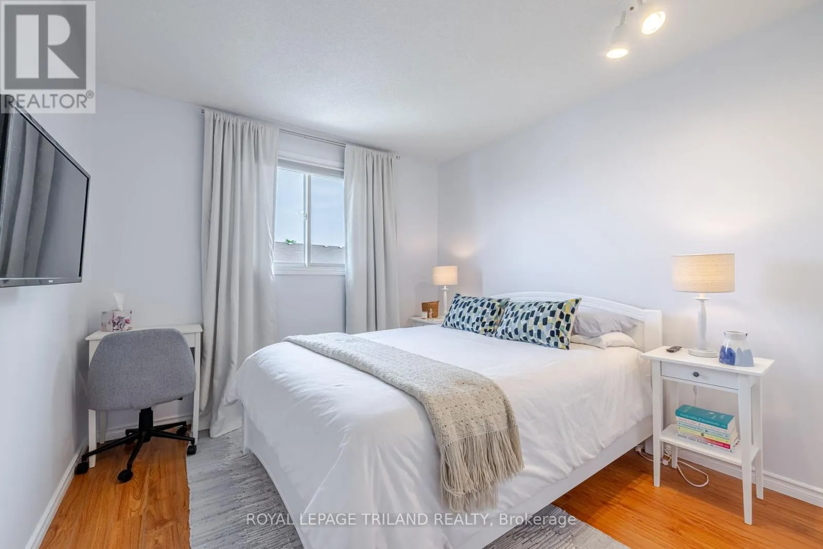 147 GERALD CRESCENT