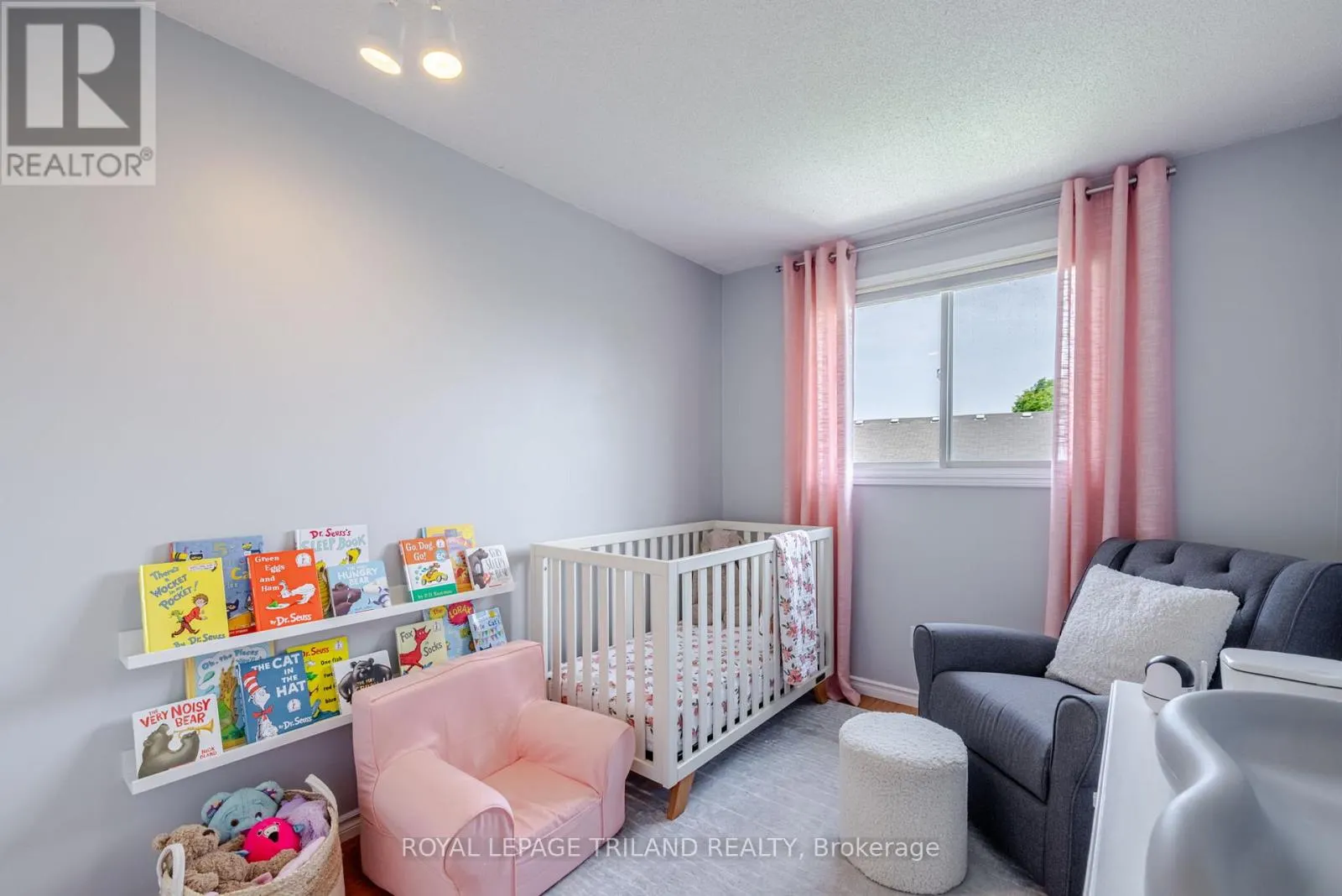 147 GERALD CRESCENT