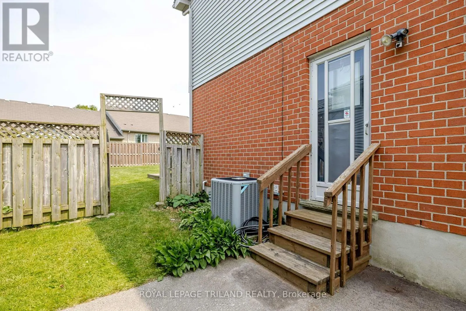 147 GERALD CRESCENT