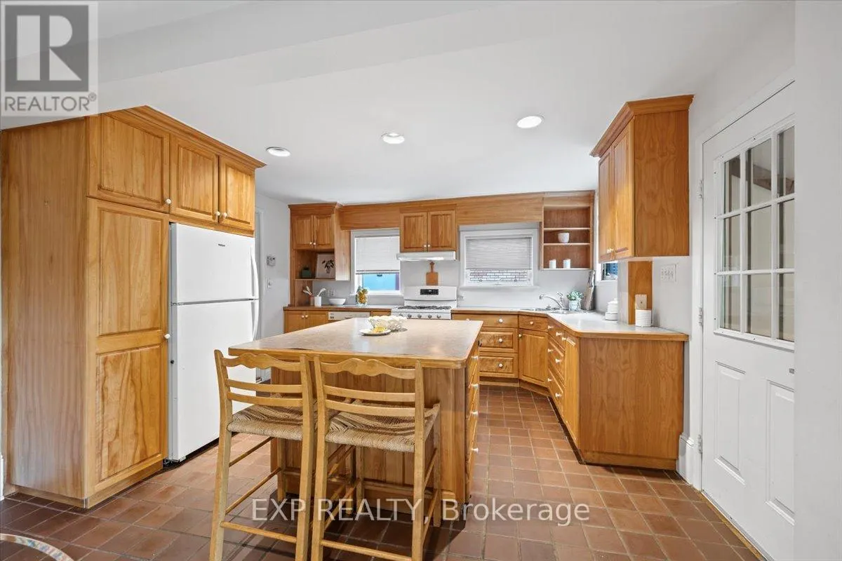 107 STANLEY AVENUE